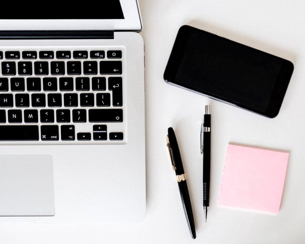 organised desk